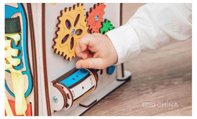 Фото товара Качественные развивающие игрушки для самых маленьких оптом в ассортименте