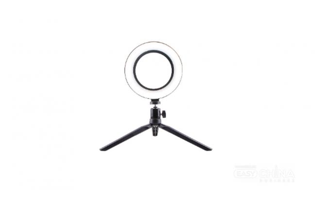 Фото товара Селфи штативы для блогеров оптом в ассортименте Фото товара Селфи штативы для блогеров оптом в ассортименте