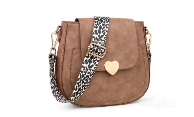 Фото товара Женские сумки оптом в ассортименте Фото товара Женские сумки оптом в ассортименте