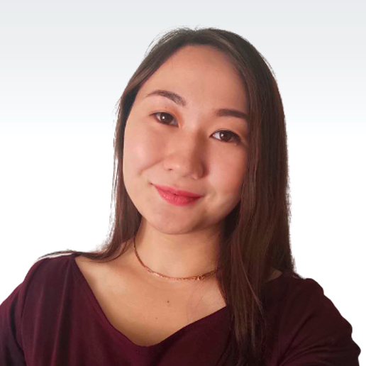 Тамила. Начальник отдела услуг